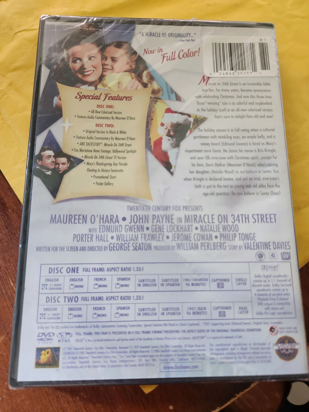 Miracle on 34th Street Holiday DVD - Red Santa Cover